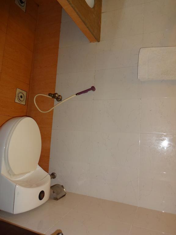 لاهور Safari Hotel Upper Mall الغرفة الصورة